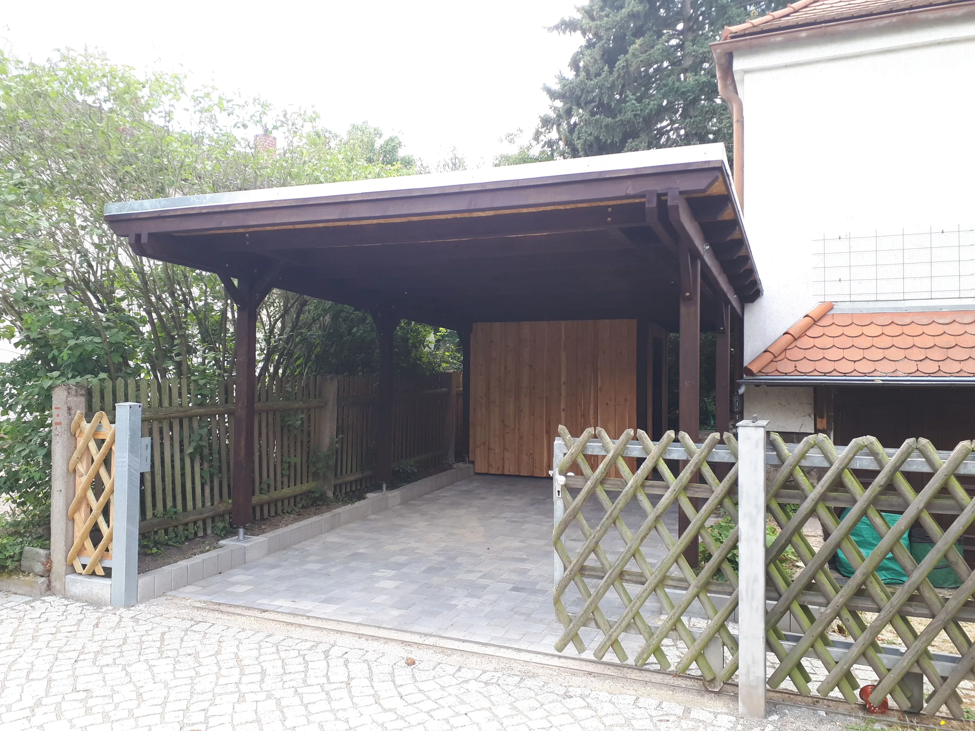 Carport